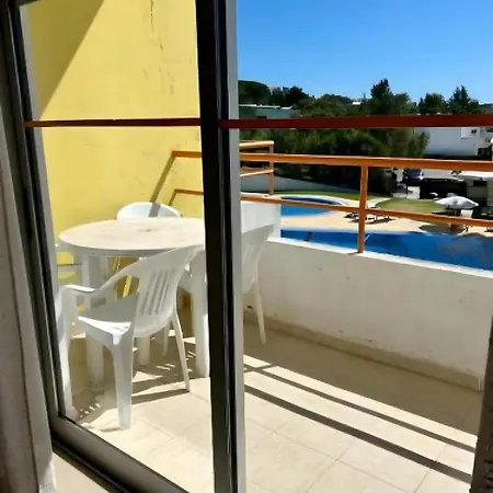 Santa Teresinha *
